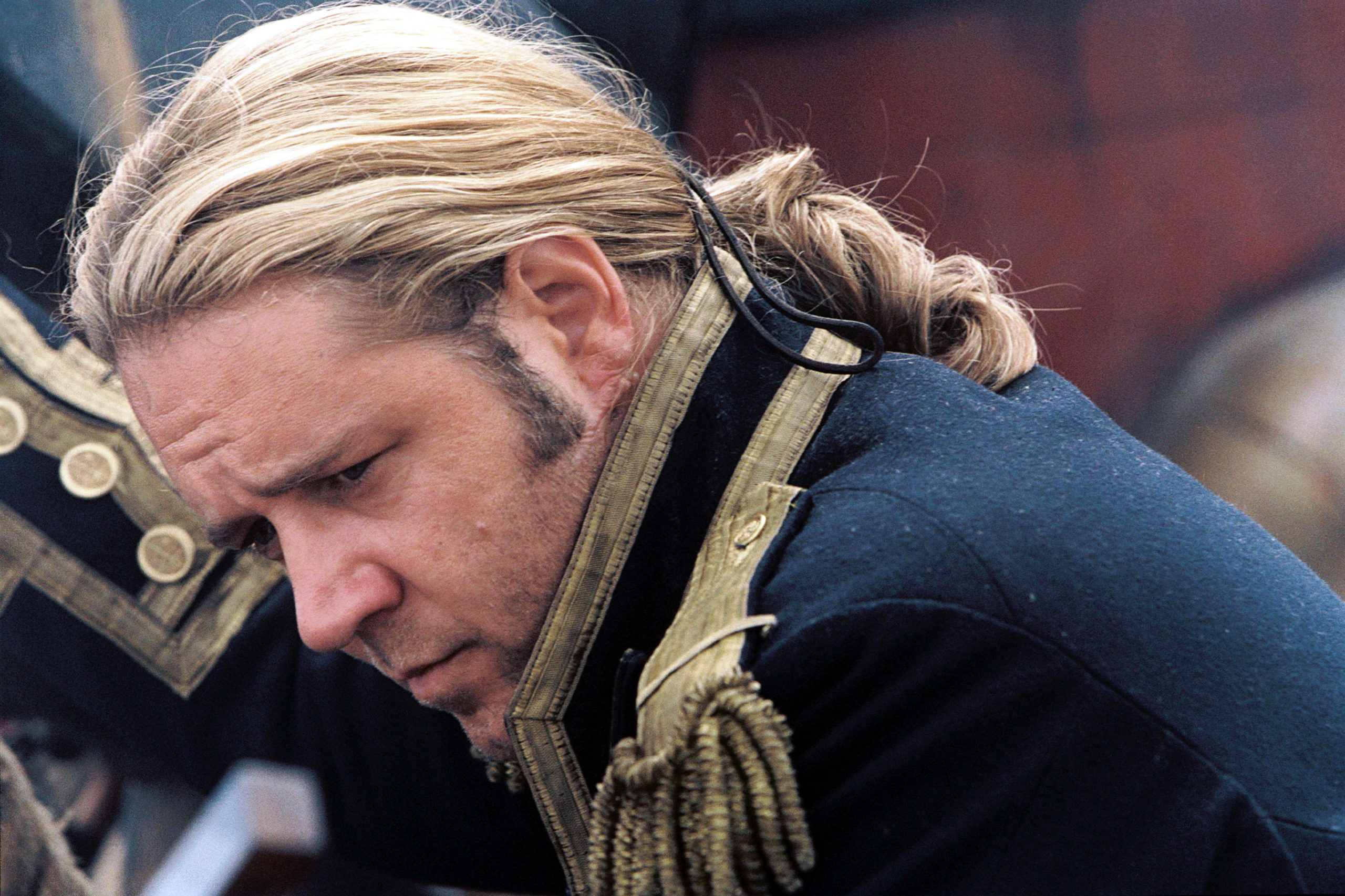 MASTER AND COMMANDER, Russell Crowe, 2003, TM & Copyright (c) 20th Century fox Film Corp. All rights